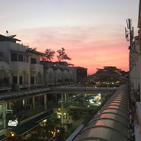 فندق كافي دي باريس Patong المظهر الخارجي الصورة
