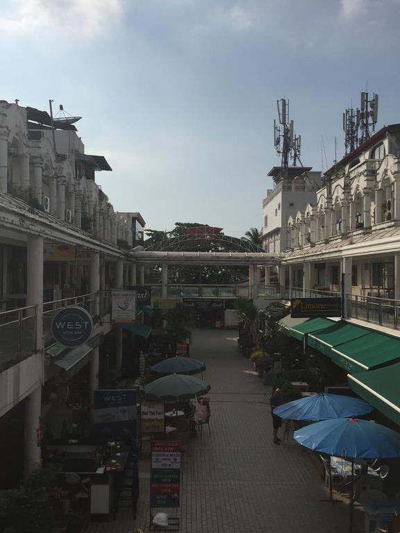 فندق كافي دي باريس Patong المظهر الخارجي الصورة